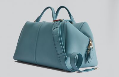 Γαλάζια handbag €1.225 από Max Mara