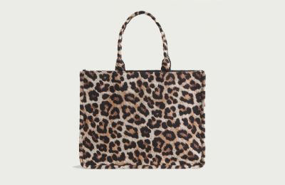 Λεοπάρ handbag €29.99 από H&M