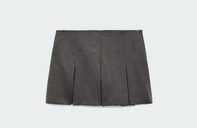 Φούστα με box pleats €29.95 από Zara