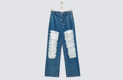 Baggy jeans Loewe €980 από Cara    