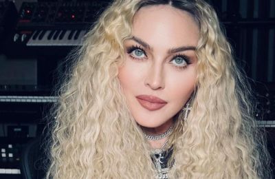 Madonna: «Έλεγαν εμένα πόρνη, αλλά τώρα η Kardashian ποζάρει με γυμνά οπίσθια στα εξώφυλλα»