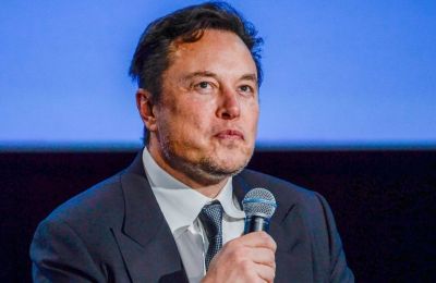 Elon Musk: «Θα παραιτηθώ από CEO του Twitter»