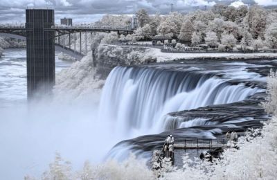 photos by @niagarafallsusa on instagram