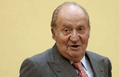 Ο τέως βασιλιάς Juan Carlos απαντά για την κόρη που φέρεται να είχε αποκτήσει εκτός γάμου