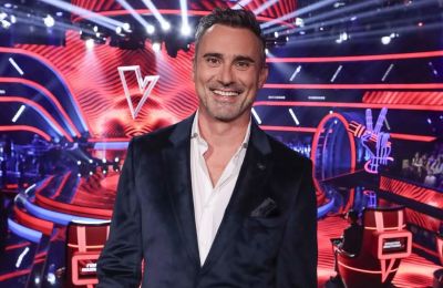 The Voice: Το χιουμοριστικό τραγούδι Καπουτζίδη για τους coaches