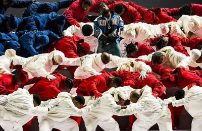 Η σχεδόν αδιάφορη εμφάνιση του Kendrick Lamar στο Super Bowl 